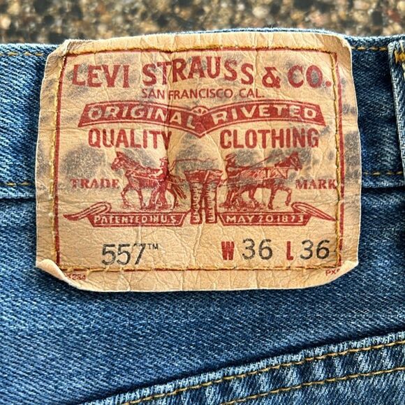 Levi’s‎ Mens 557 Relaxed Boot Jeans - Picture 2 of 8